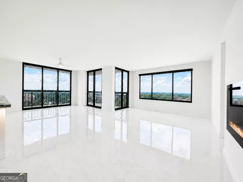 3481 Lakeside Dr NE #P201, Atlanta, GA 30326