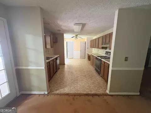 Entry Way - 75 W Sycamore Ct, Covington, GA 30016 photo 1 of 4