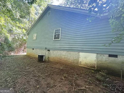 Exterior - 75 W Sycamore Ct, Covington, GA 30016 photo 4 of 6