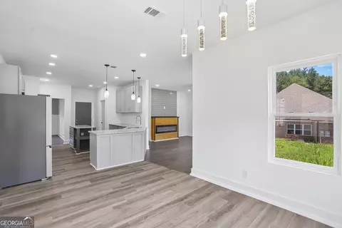 Entry Way - 35 Fourwood Dr, Covington, GA 30016 photo 2 of 3