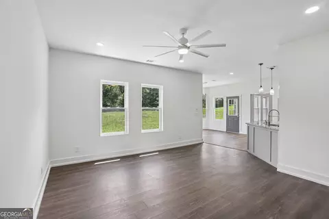 Living - 35 Fourwood Dr, Covington, GA 30016 photo 5 of 7