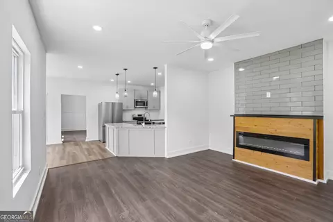 Living - 35 Fourwood Dr, Covington, GA 30016 photo 4 of 7