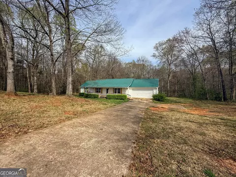 Exterior - 1492 Highway 198, Carnesville, GA 30521 photo 6 of 7