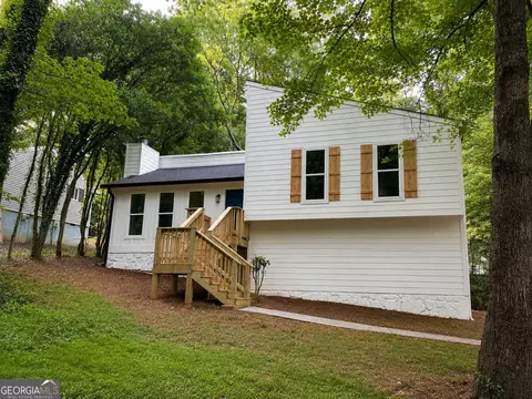 605 Dover St NE, Marietta, GA 30066