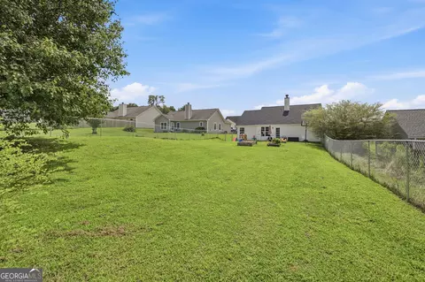 Exterior - 121 Crest View Dr, Carnesville, GA 30521 photo 5 of 5