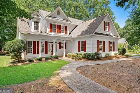 39 Azalea Dr, Hartwell, GA 30643