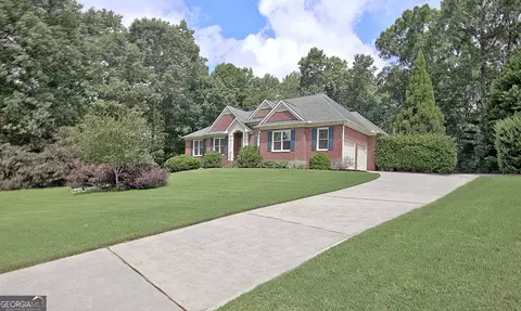 Exterior - 205 Hedgewick Way, Tyrone, GA 30290 photo 2 of 38