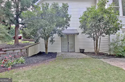 Exterior - 205 Hedgewick Way, Tyrone, GA 30290 photo 25 of 38