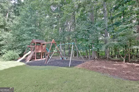 Exterior - 205 Hedgewick Way, Tyrone, GA 30290 photo 22 of 38