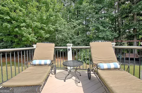 Exterior - 205 Hedgewick Way, Tyrone, GA 30290 photo 19 of 38