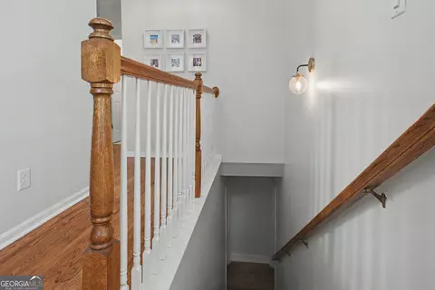 Entry Way - 205 Hedgewick Way, Tyrone, GA 30290 photo 16 of 19