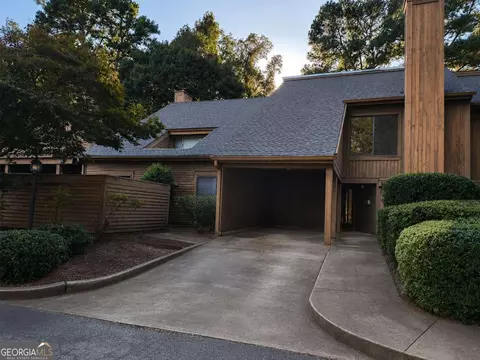 38 Willowick Ct, Lithonia, GA 30038