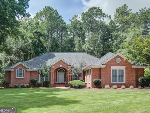 115 Stonehaven Dr, Fayetteville, GA 30215