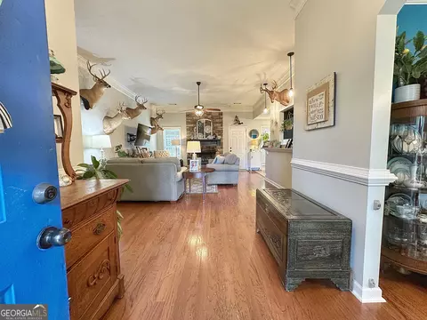 Entry Way - 101 Drew Dr, Lagrange, GA 30241 photo 2 of 2