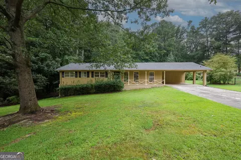 5315 Pounds Dr S, Stone Mountain, GA 30087