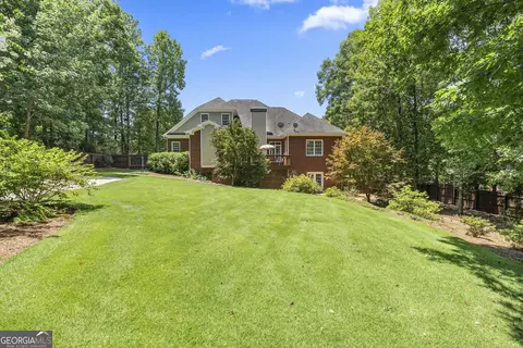 Exterior - 1041 Spring Lake Dr, Bishop, GA 30621 photo 12 of 16