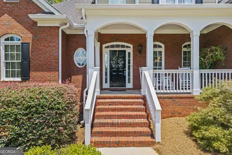 Exterior - 1041 Spring Lake Dr, Bishop, GA 30621 photo 2 of 16