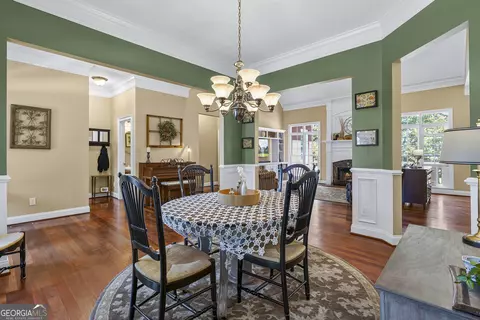 Dining - 1041 Spring Lake Dr, Bishop, GA 30621 photo 3 of 3