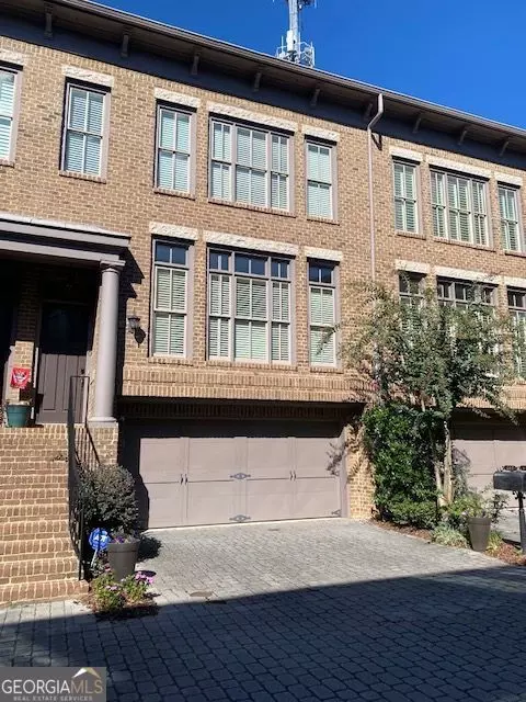 810 Highland Green Way NE, Atlanta, GA 30306