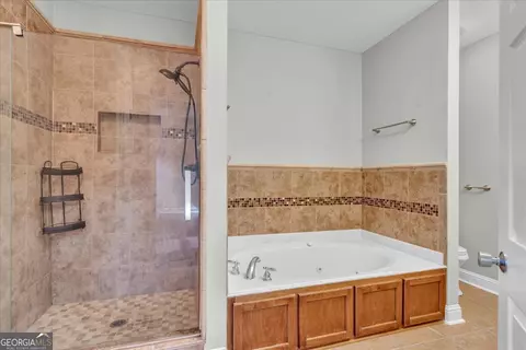 Bath - 109 Ritz Ln, Perry, GA 31069 photo 1 of 4