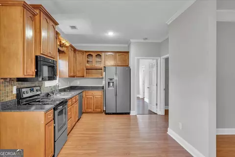 Entry Way - 109 Ritz Ln, Perry, GA 31069 photo 1 of 3