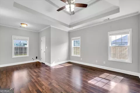 Living - 109 Ritz Ln, Perry, GA 31069 photo 3 of 8