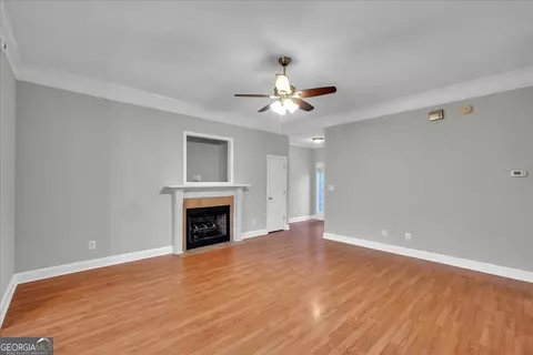 Living - 109 Ritz Ln, Perry, GA 31069 photo 5 of 8