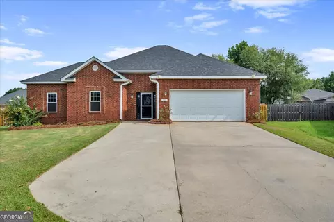 Exterior - 109 Ritz Ln, Perry, GA 31069 photo 2 of 8