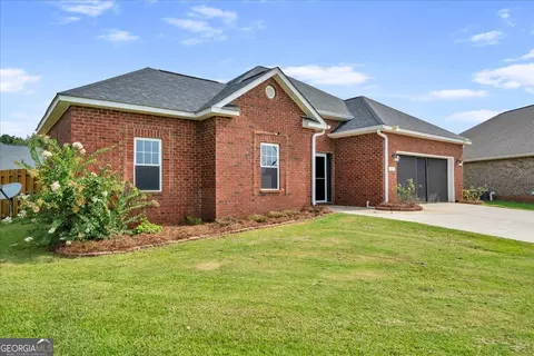 Exterior - 109 Ritz Ln, Perry, GA 31069 photo 3 of 8