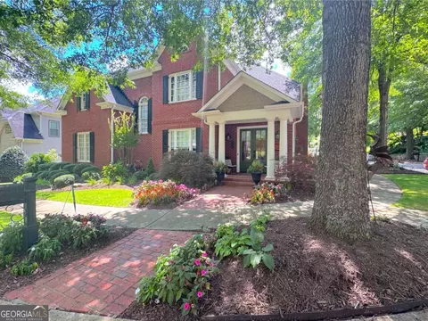 1451 Hedgewood Ln NW, Kennesaw, GA 30152