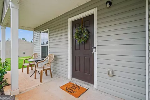 Exterior - 20 Natures Trl, Covington, GA 30016 photo 3 of 6