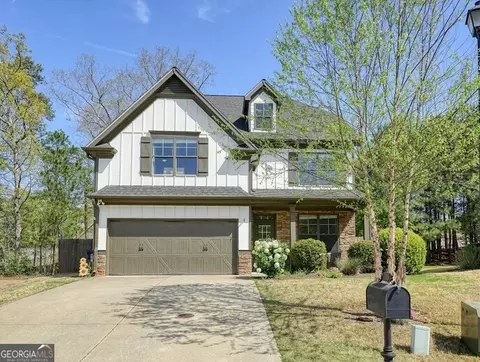 653 Royal Crest Ct, Canton, GA 30115