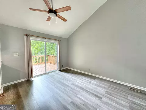 Living - 100 Teaver Ct, Lagrange, GA 30240 photo 1 of 3