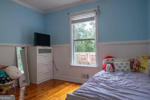 Bedroom - 978 Stark Rd, Jackson, GA 30233 photo 8 of 12