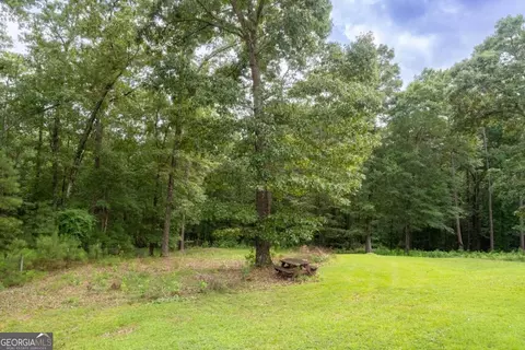 Exterior - 978 Stark Rd, Jackson, GA 30233 photo 2 of 3