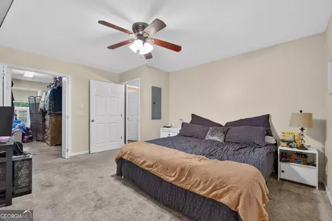 Bedroom - 3548 Lakeview Dr, Gainesville, GA 30501 photo 6 of 6