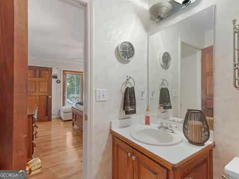 Bath - 150 Knights Cir, Covington, GA 30016 photo 4 of 5