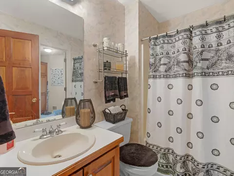 Bath - 150 Knights Cir, Covington, GA 30016 photo 5 of 5