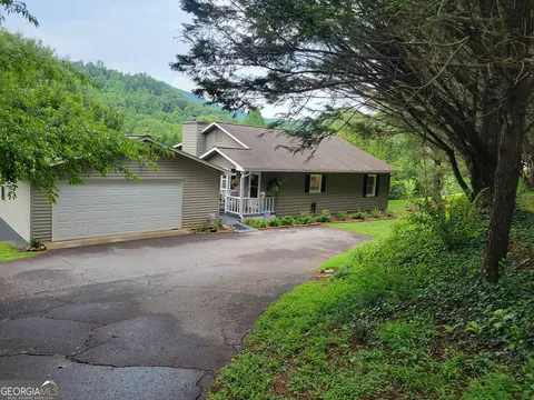 1523 Berrong Rd, Hiawassee, GA 30546