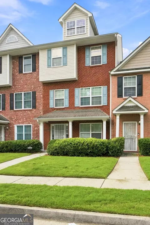 6345 Olmadison Pl, Atlanta, GA 30349