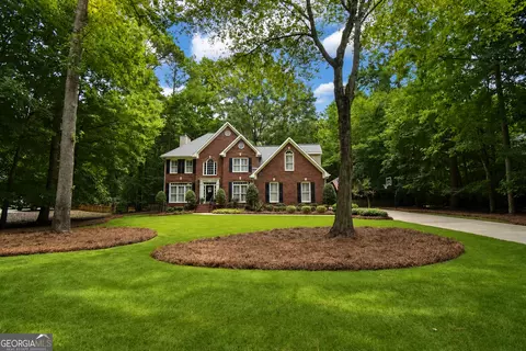 370 Stonehaven Dr, Fayetteville, GA 30215