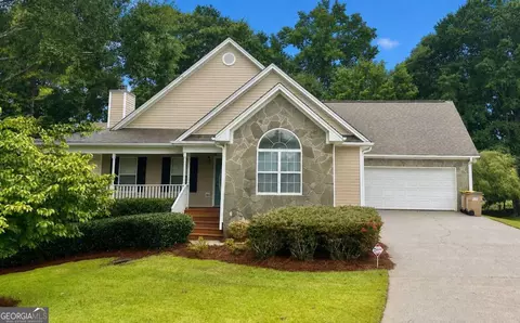 249 Legacy Dr, Hoschton, GA 30548