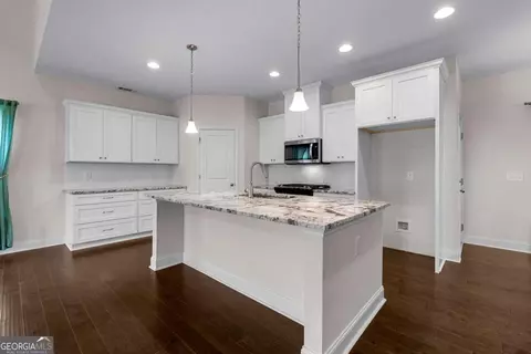 Kitchen - 338 Lana Ln, Lagrange, GA 30241 photo 1 of 4