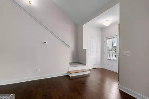 Entry Way - 338 Lana Ln, Lagrange, GA 30241 photo 3 of 4
