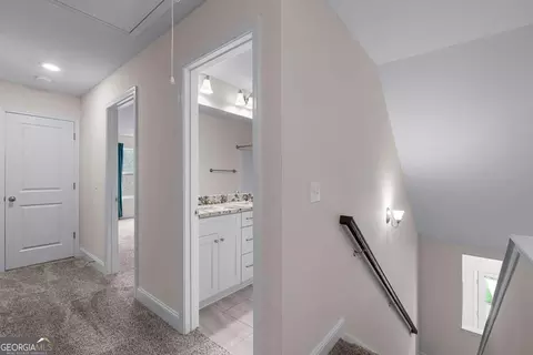 Entry Way - 338 Lana Ln, Lagrange, GA 30241 photo 4 of 4