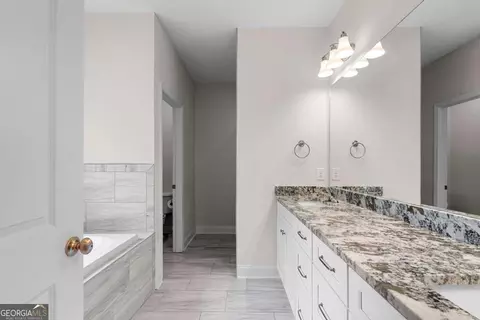 Bath - 338 Lana Ln, Lagrange, GA 30241 photo 2 of 6