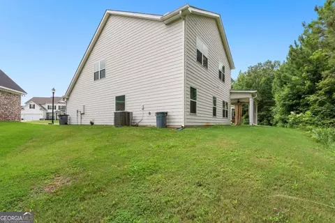 Exterior - 338 Lana Ln, Lagrange, GA 30241 photo 9 of 13