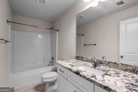 Bath - 338 Lana Ln, Lagrange, GA 30241 photo 6 of 6