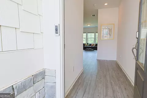 Entry Way - 532 Sausalito Walk, Suwanee, GA 30024 photo 2 of 3