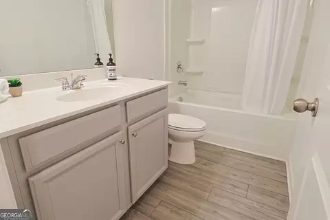 Bath - 532 Sausalito Walk, Suwanee, GA 30024 photo 3 of 3